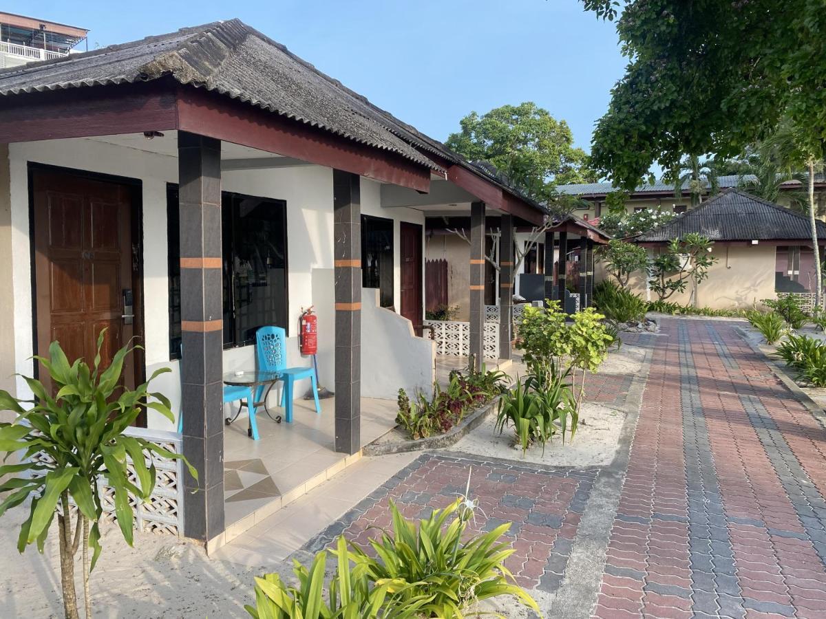 Langkapuri Resort Langkawi Pantai Cenang  Exterior foto