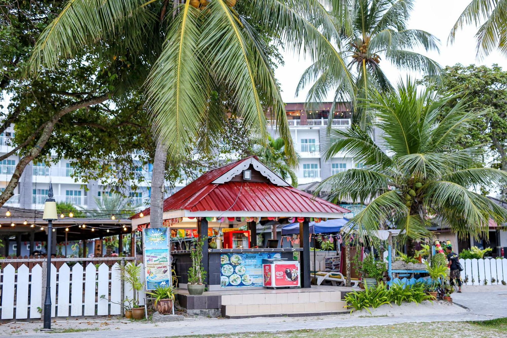 Langkapuri Resort Langkawi Pantai Cenang  Exterior foto