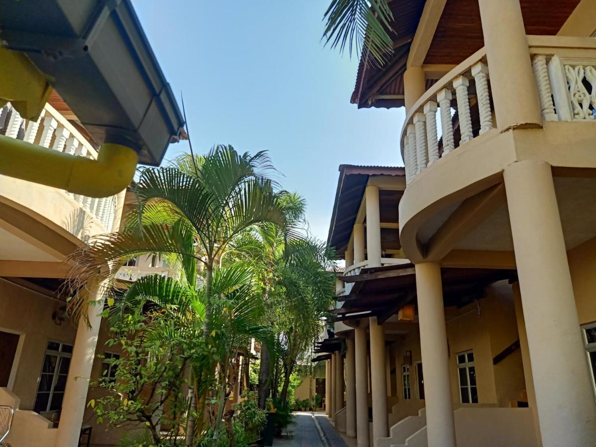 Langkapuri Resort Langkawi Pantai Cenang  Exterior foto